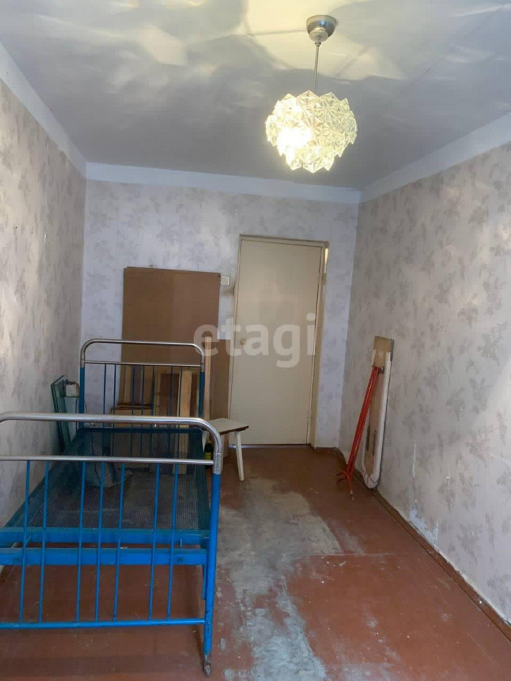 2-комн квартира Комбинатская, 38