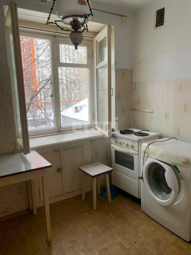 2-комн квартира Комбинатская, 38