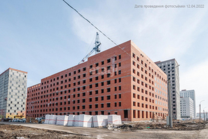 2-комн квартира Республики, 204/11