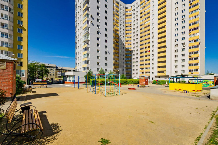 1-комн квартира Щорса, 103