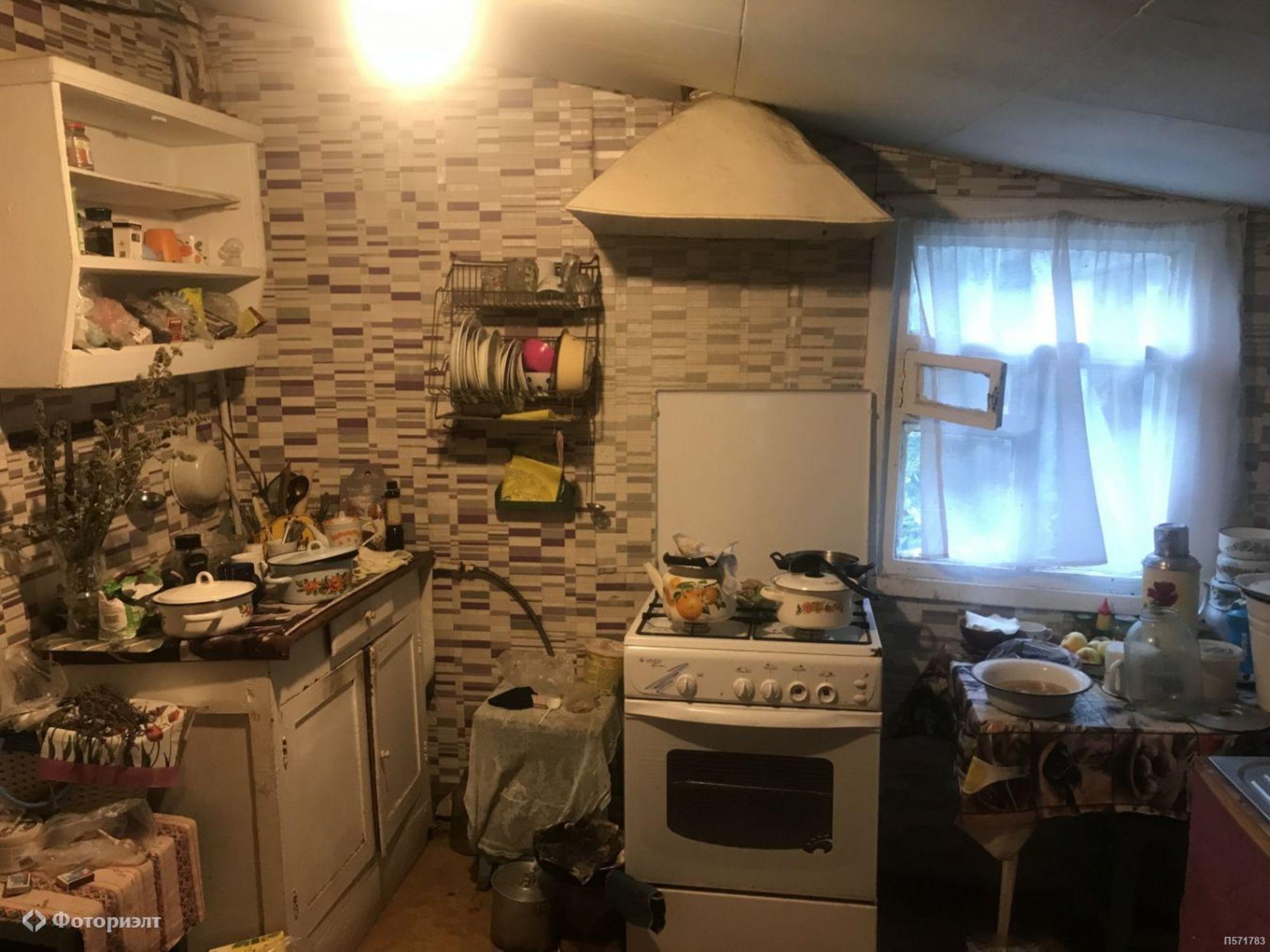 Купить дачу, дом, коттедж за 2 300 000 рублей на Динамовский 5-й проезд, 147