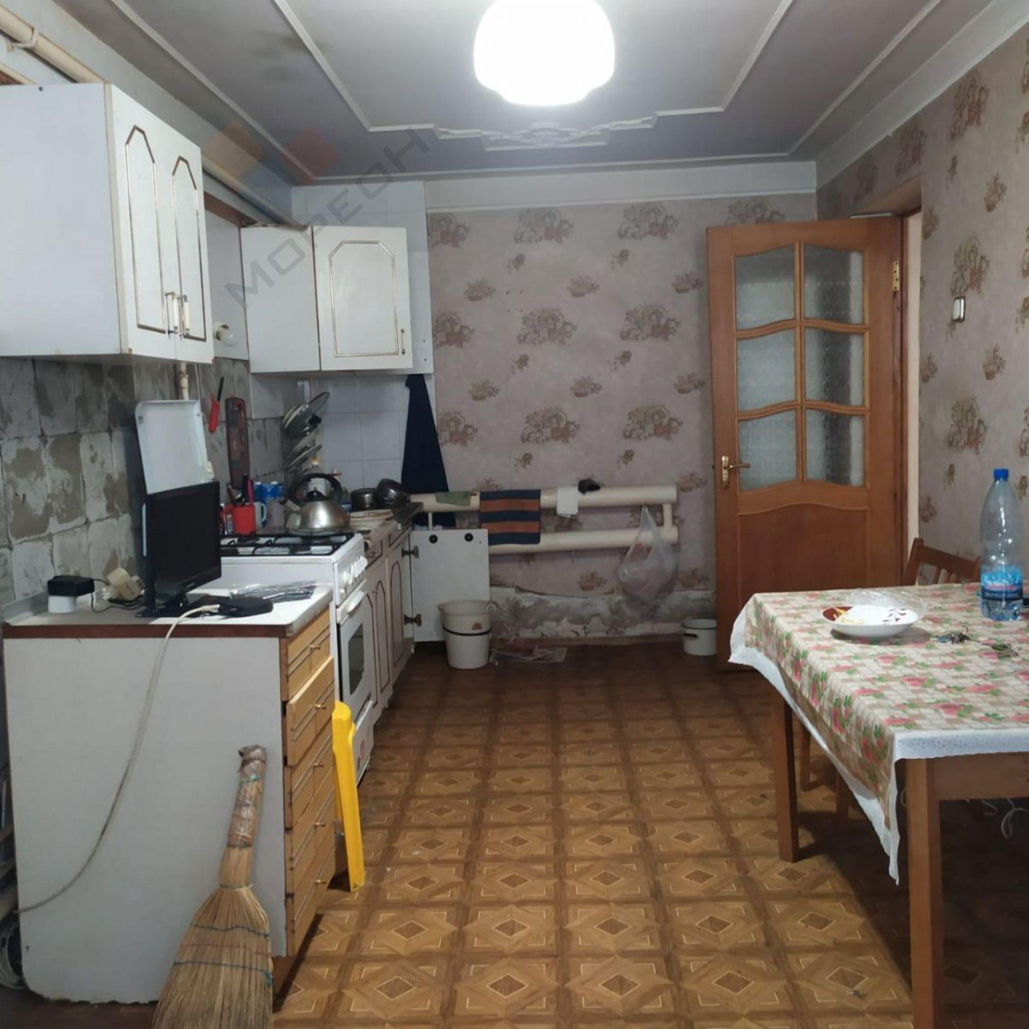 Купить дачу, дом, коттедж за 15 500 000 рублей на Дмитрия Пожарского ул, 1/2
