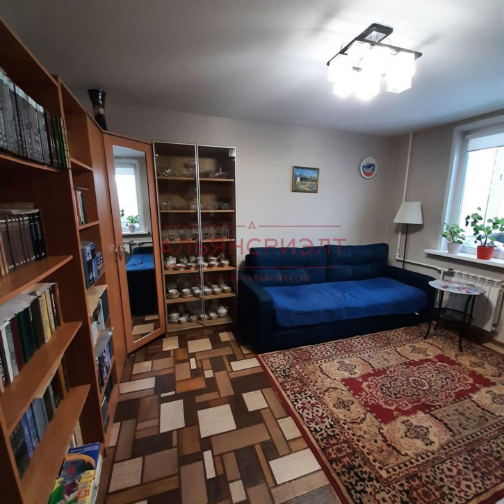 2-комн квартира ул. Выборная,101/3