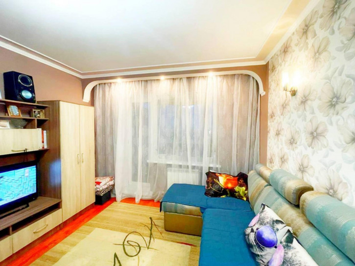 2-комн квартира Костюкова улица, 14