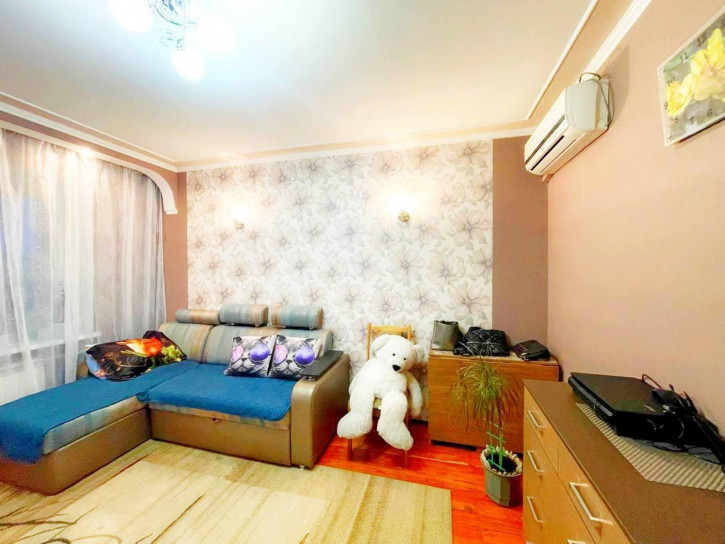 2-комн квартира Костюкова улица, 14