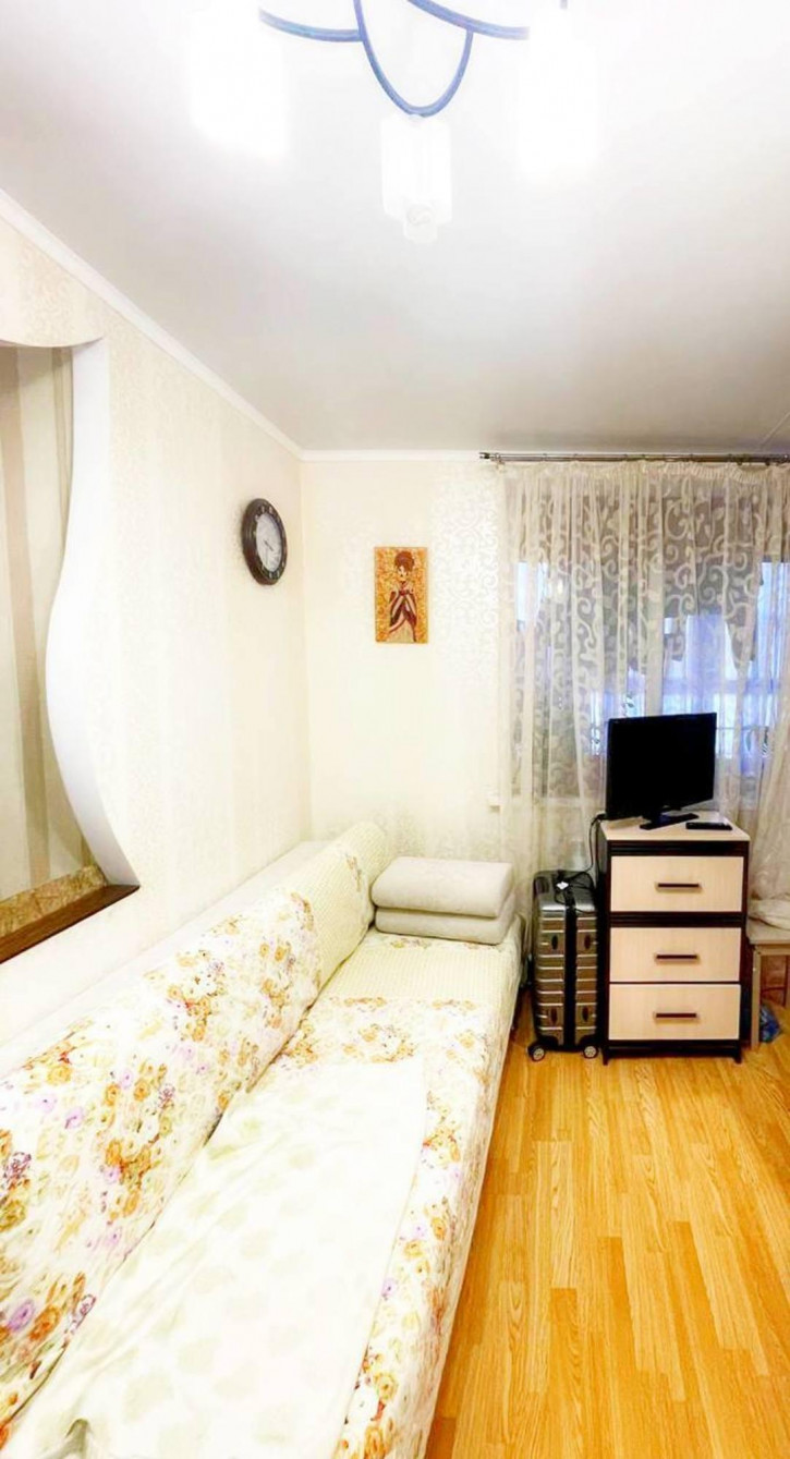 1-комн квартира Каштановая улица, 6