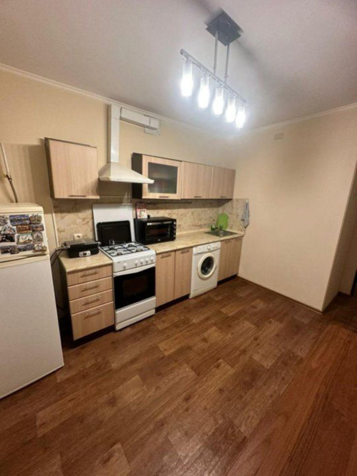 2-комн квартира Безыменского ул, 17Г