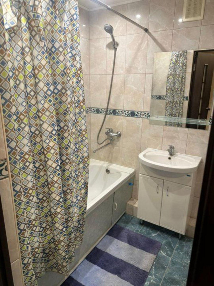 2-комн квартира Безыменского ул, 17Г