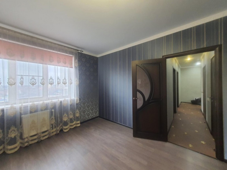 2-комн квартира Крупской улица, 101