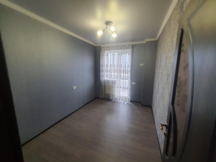 2-комн квартира Крупской улица, 101