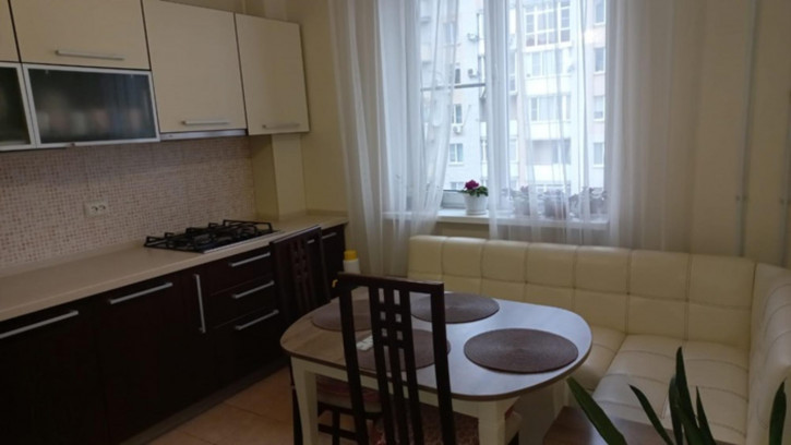 2-комн квартира Коммунистическая улица, 101