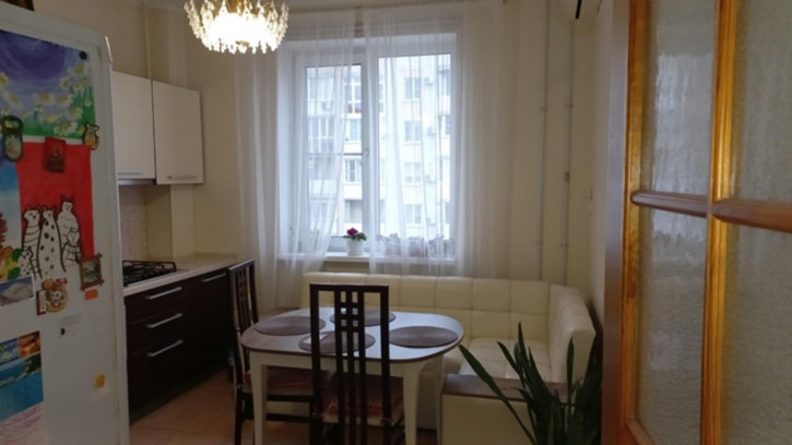 2-комн квартира Коммунистическая улица, 101
