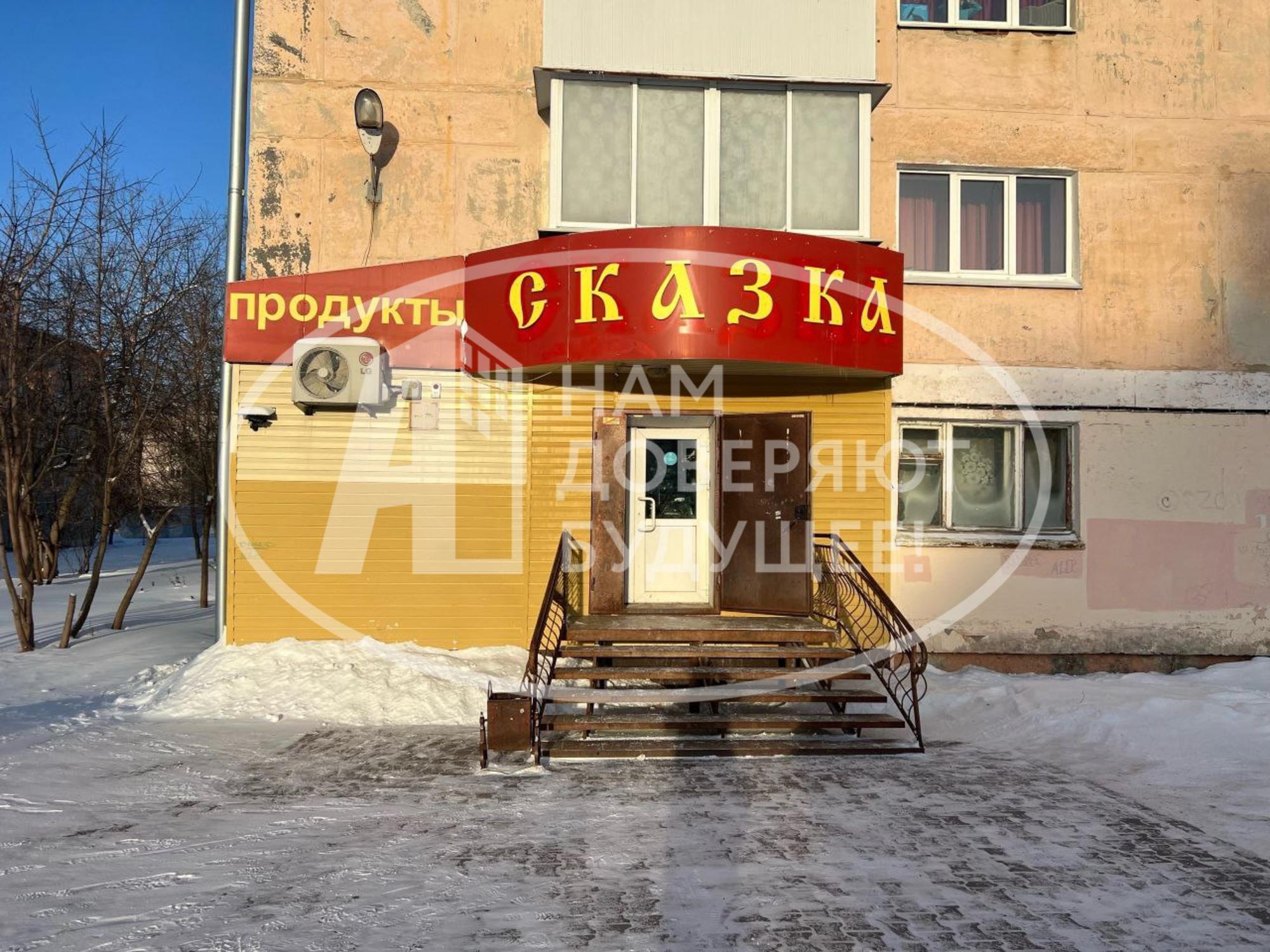Купить торговое помещение за 3 500 000 рублей на улица 50 лет ВЛКСМ, 11Б