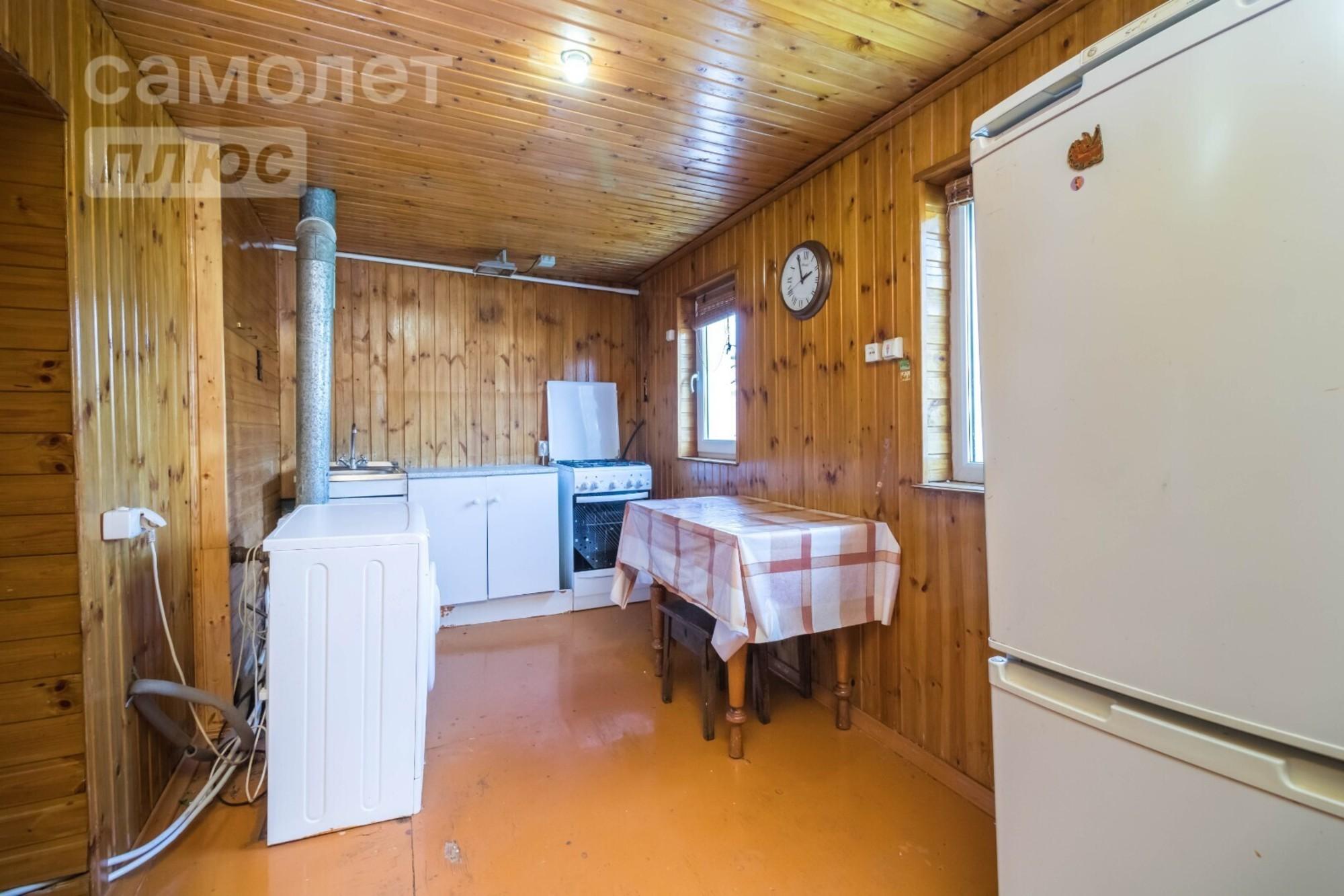 Купить дачу, дом, коттедж за 4 000 000 рублей на Алтайская улица, 16