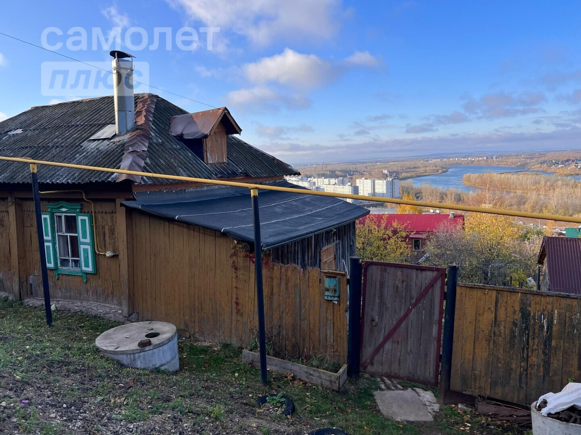 Купить дачу, дом, коттедж за 5 900 000 рублей на 1-я Нагорная улица, 30