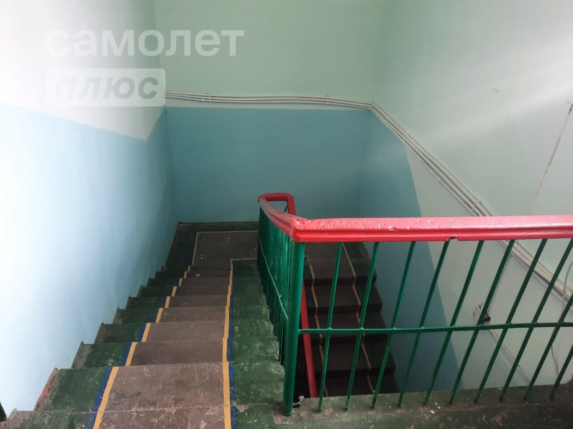 Купить торговое помещение за 16 000 000 рублей на Кооперативная улица, 22