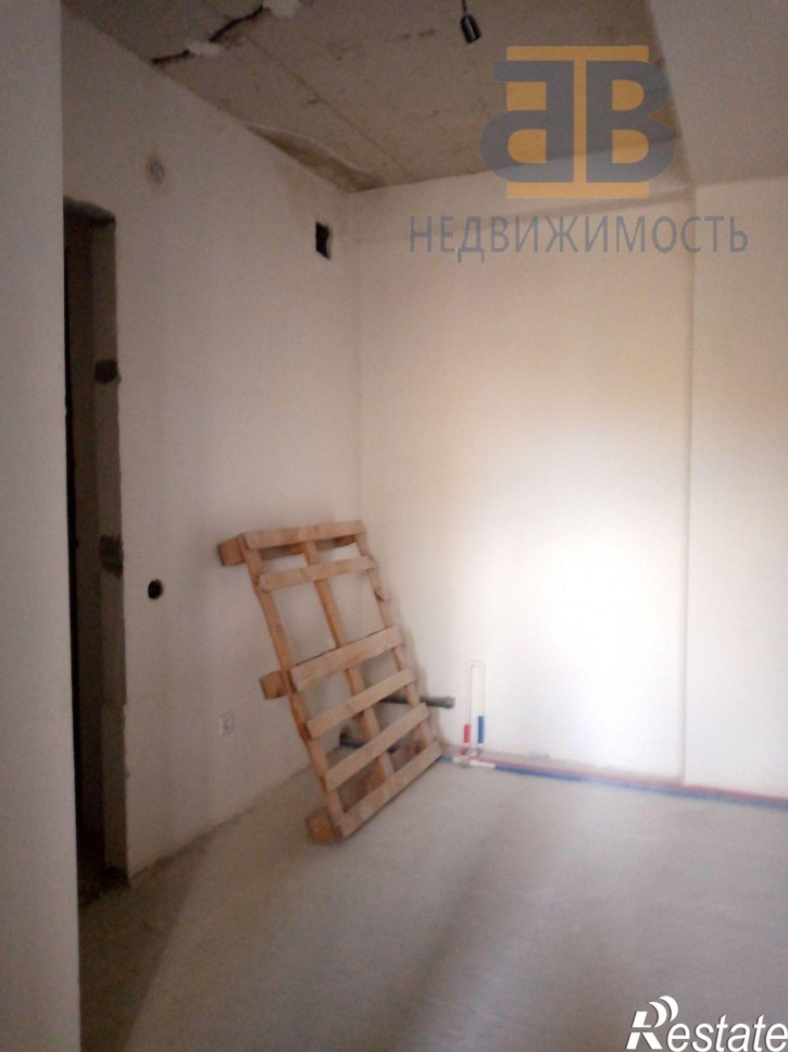 4-комн квартира Репина ул, 1б