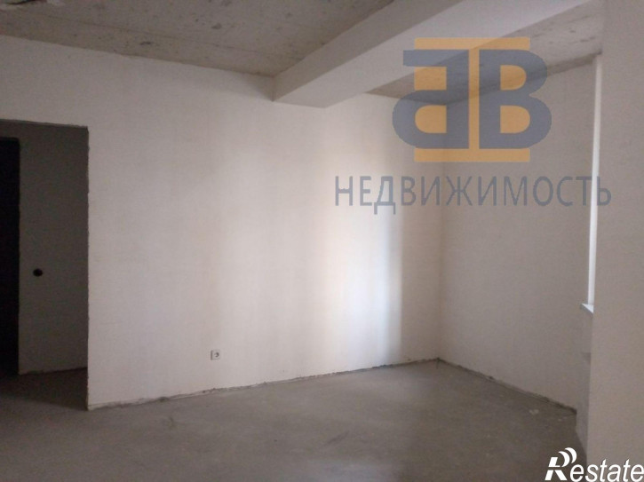 4-комн квартира Репина ул, 1б