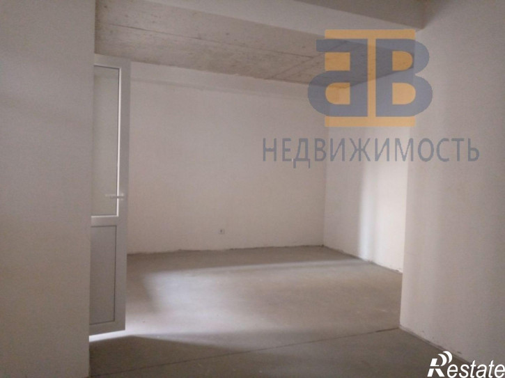 4-комн квартира Репина ул, 1б