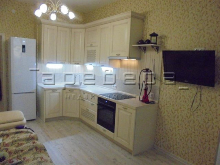 2-комн квартира Партизана Железняка, 21г