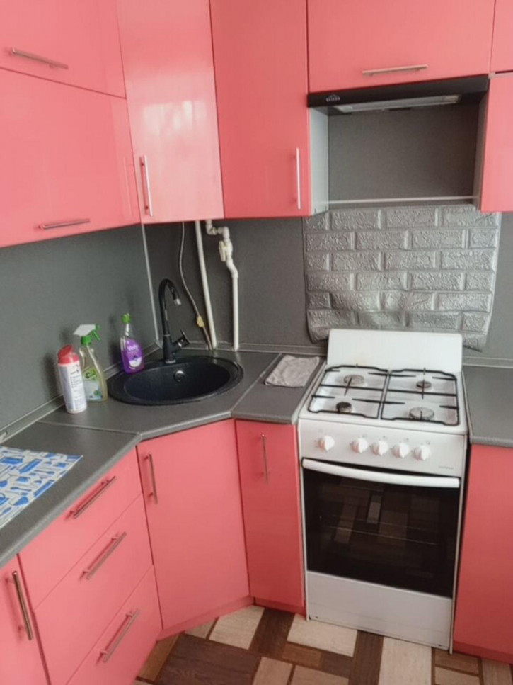 2-комн квартира Северодонецкая ул, 3