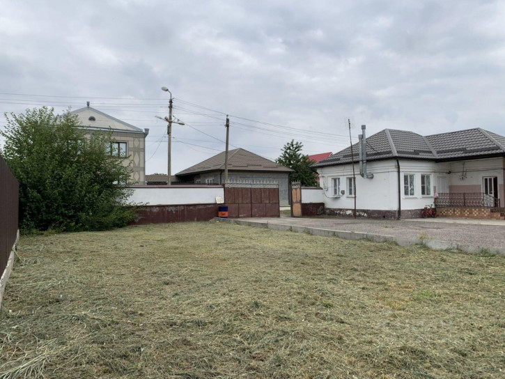 Земельный участок улица Бижанова, 39,  д. 39