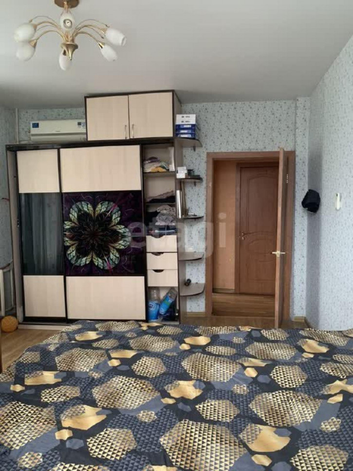 3-комн квартира Елизарова, 26