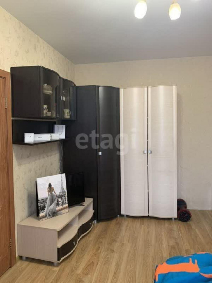 3-комн квартира Елизарова, 26