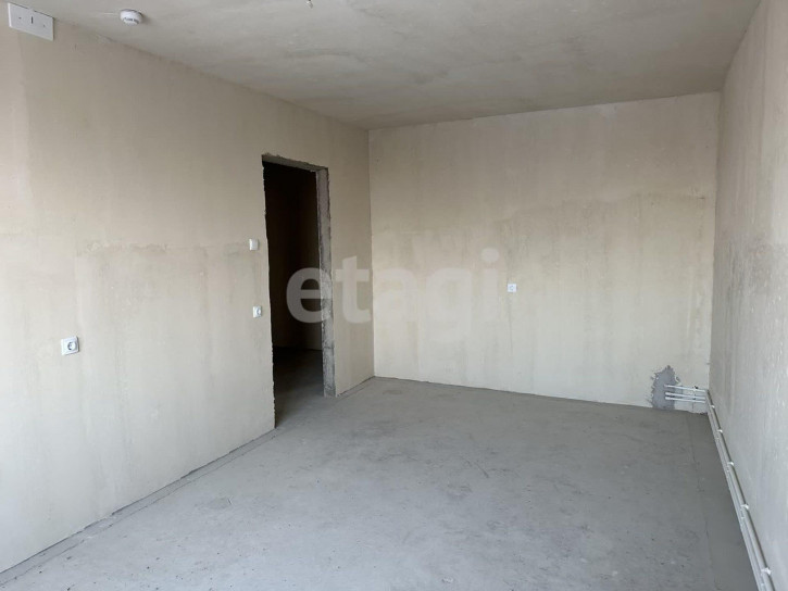3-комн квартира Южный пр., 3