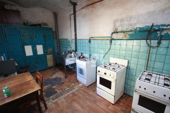 Комната Ткачей, 4