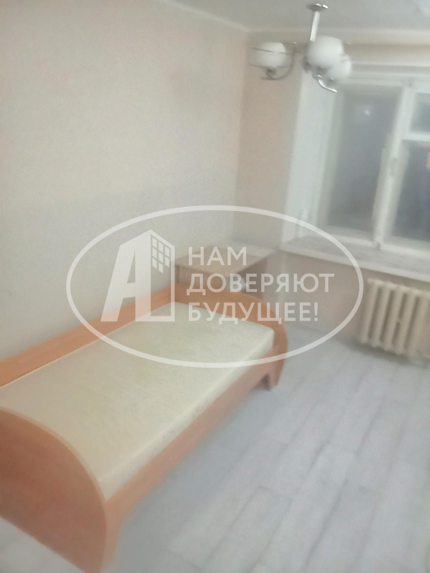 Купить комнату за 530 000 рублей на улица Карла Маркса, 3/1