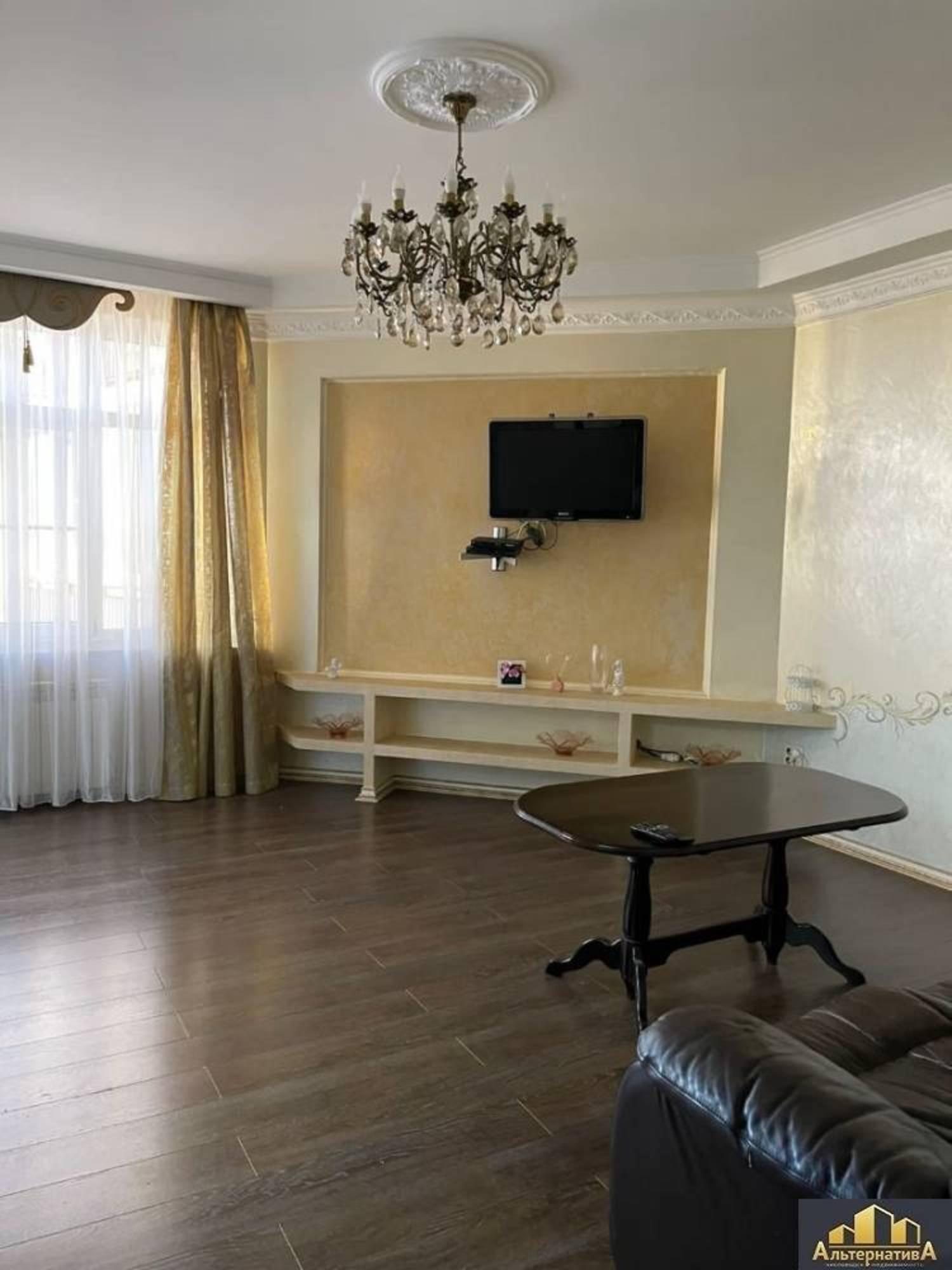 Сдать квартиру за 6 500 рублей на Ленина ул.
