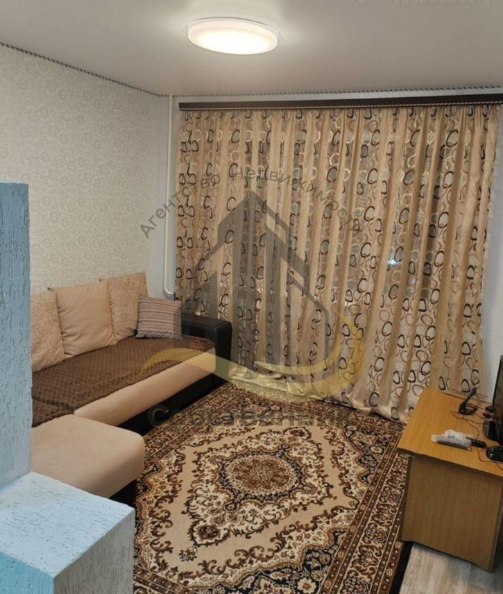 1-комн квартира Космонавтов ул, 15