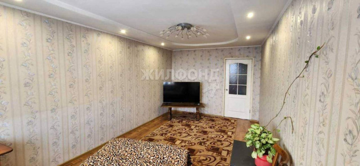 2-комн квартира Институтская улица, д.102