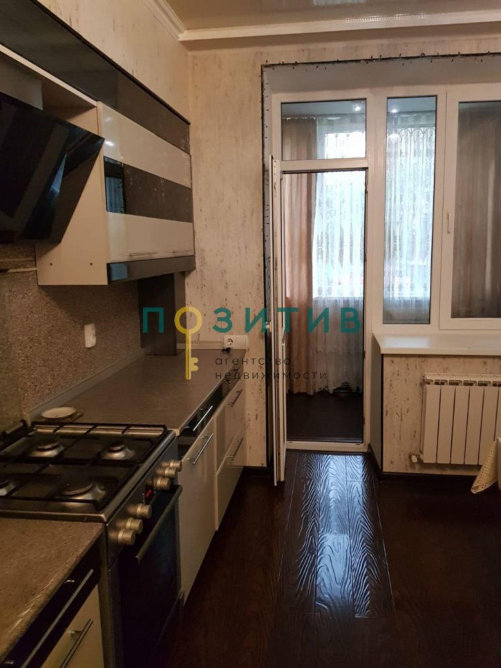 2-комн квартира Булгакова ул, 3
