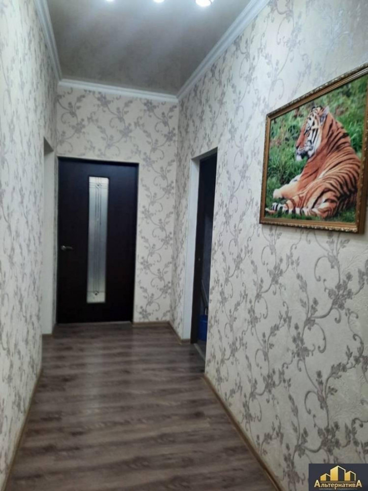 2-комн квартира Балахонова ул.
