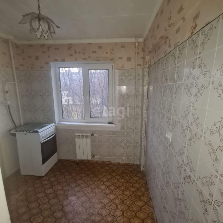 2-комн квартира Гашека, 4/1