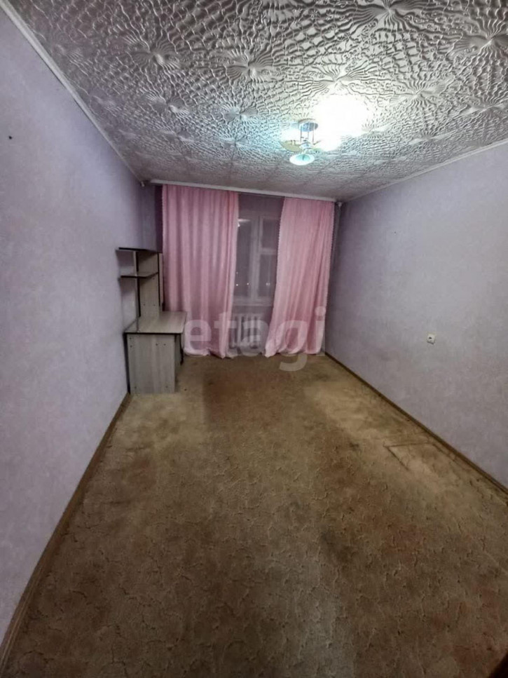 3-комн квартира Широтная, 13