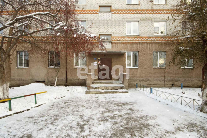 1-комн квартира Ленинградская, 16