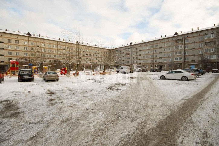 1-комн квартира Ленинградская, 16