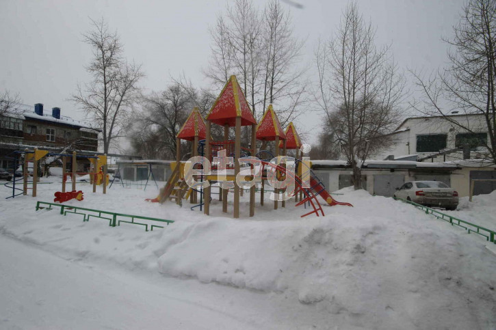 Студия Октябрьская, 1
