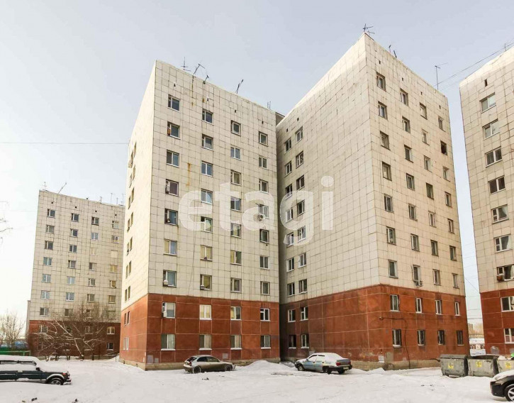 Комната Республики, 229
