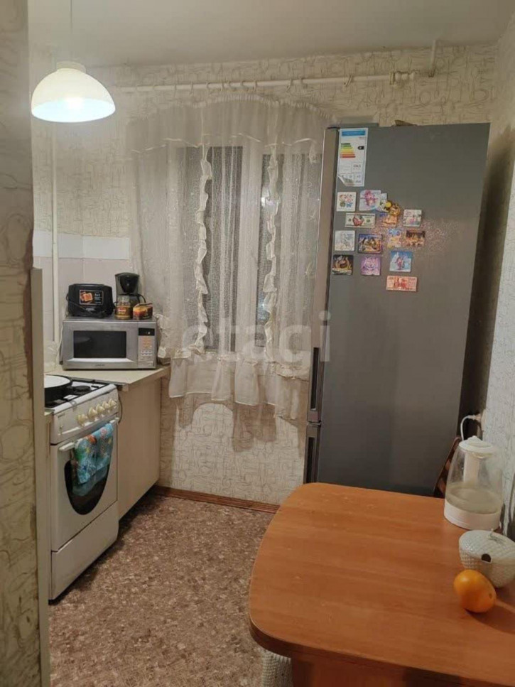3-комн квартира проспект Октября