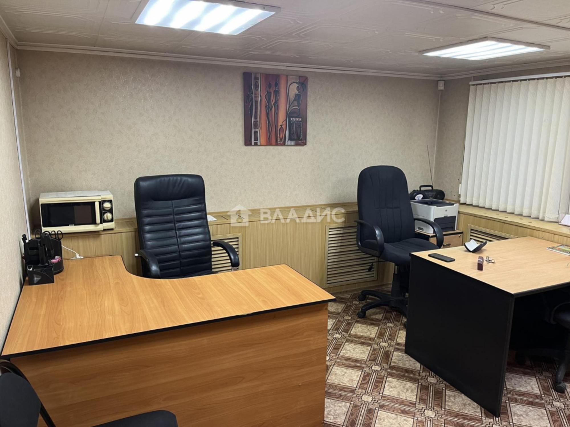 Купить офис, помещение под офис за 8 495 000 рублей на Коммунистическая ул, 49
