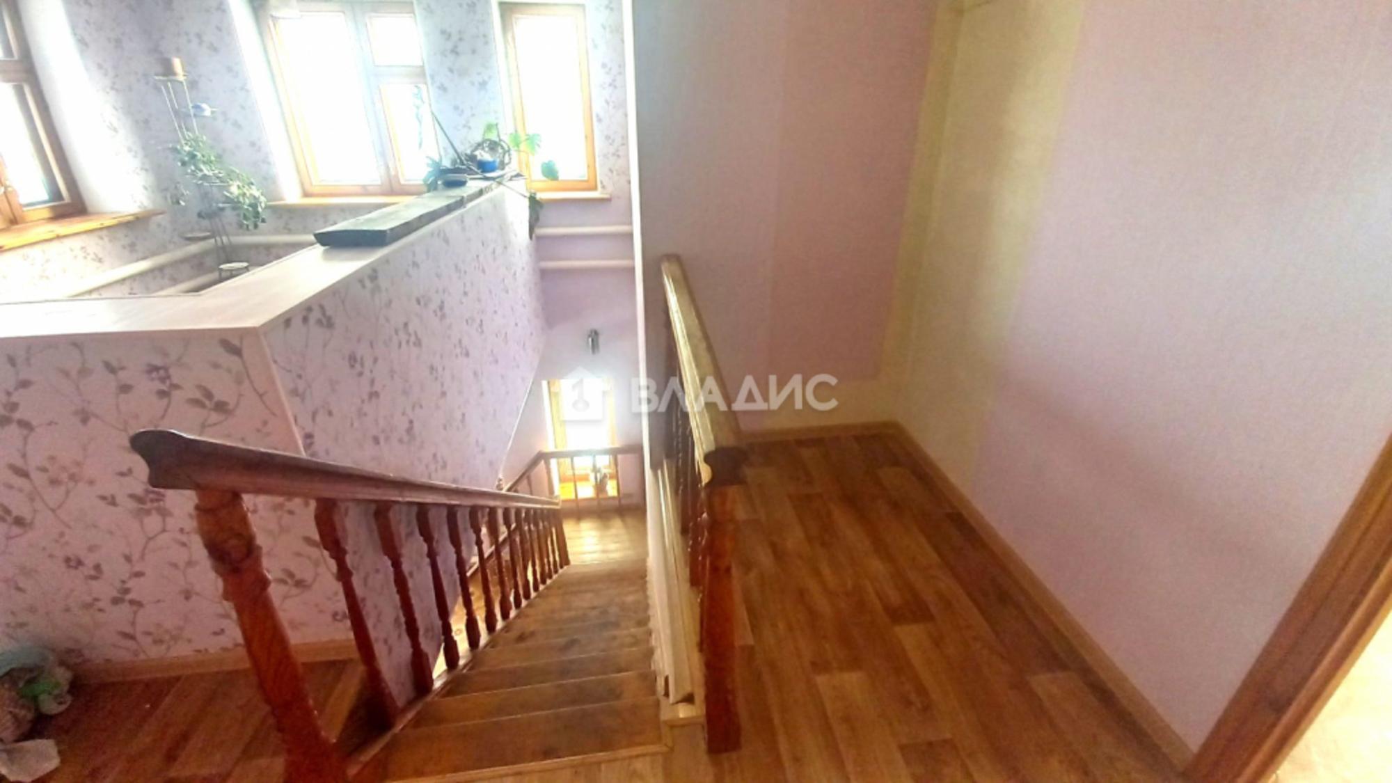 Купить дачу, дом, коттедж за 13 500 000 рублей на Объединения ул, 12А