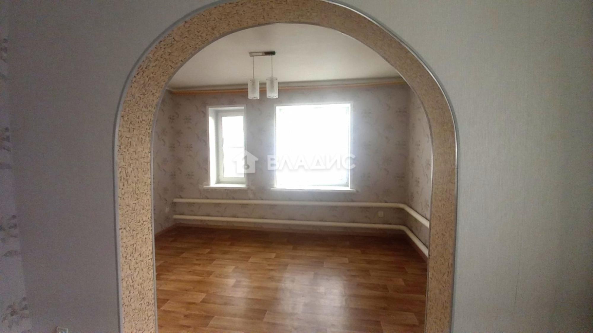 Купить дачу, дом, коттедж за 13 500 000 рублей на Объединения ул, 12А