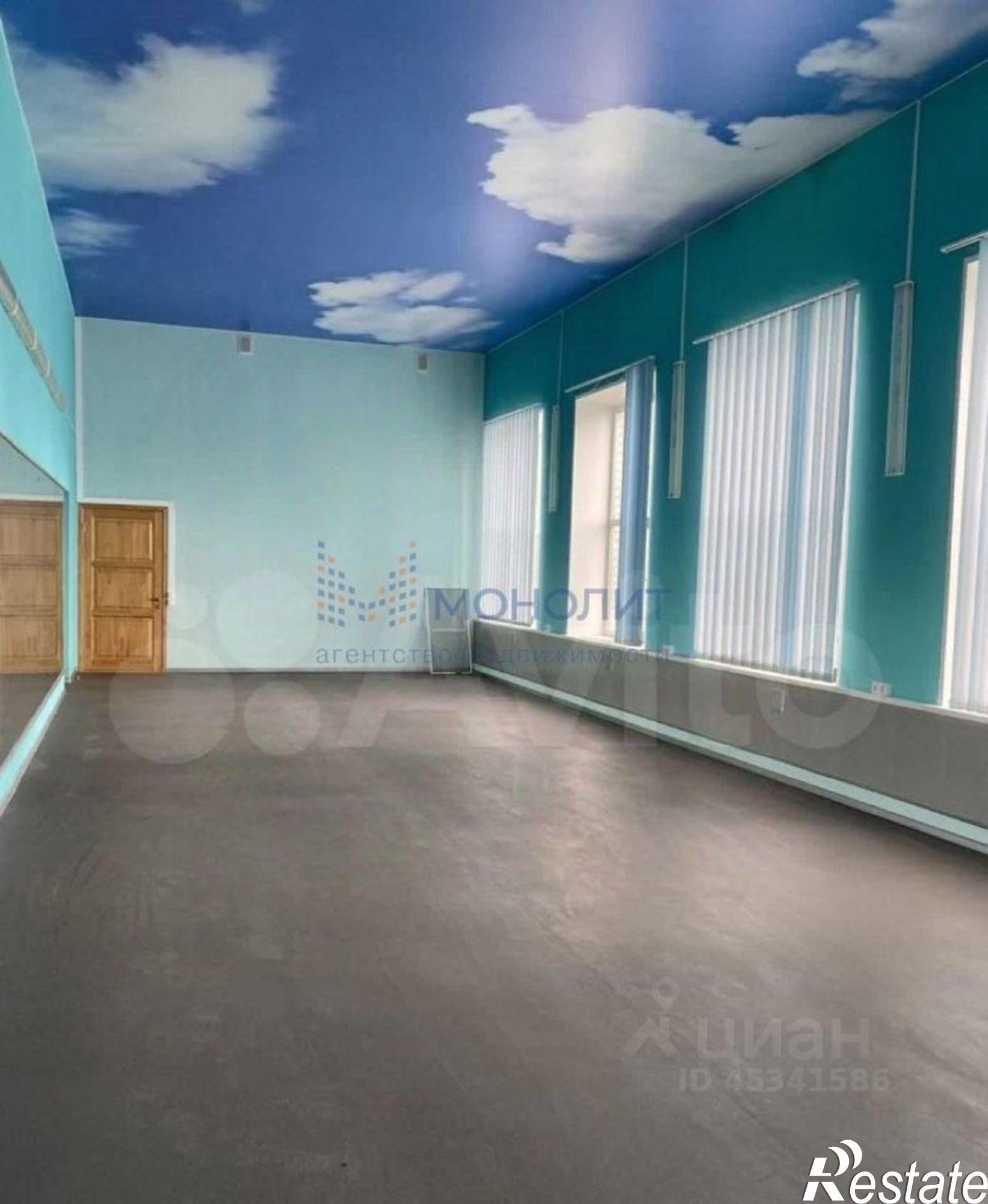Купить ОСЗ, отдельно стоящее здание за 85 001 700 рублей на улица Фучика, 12