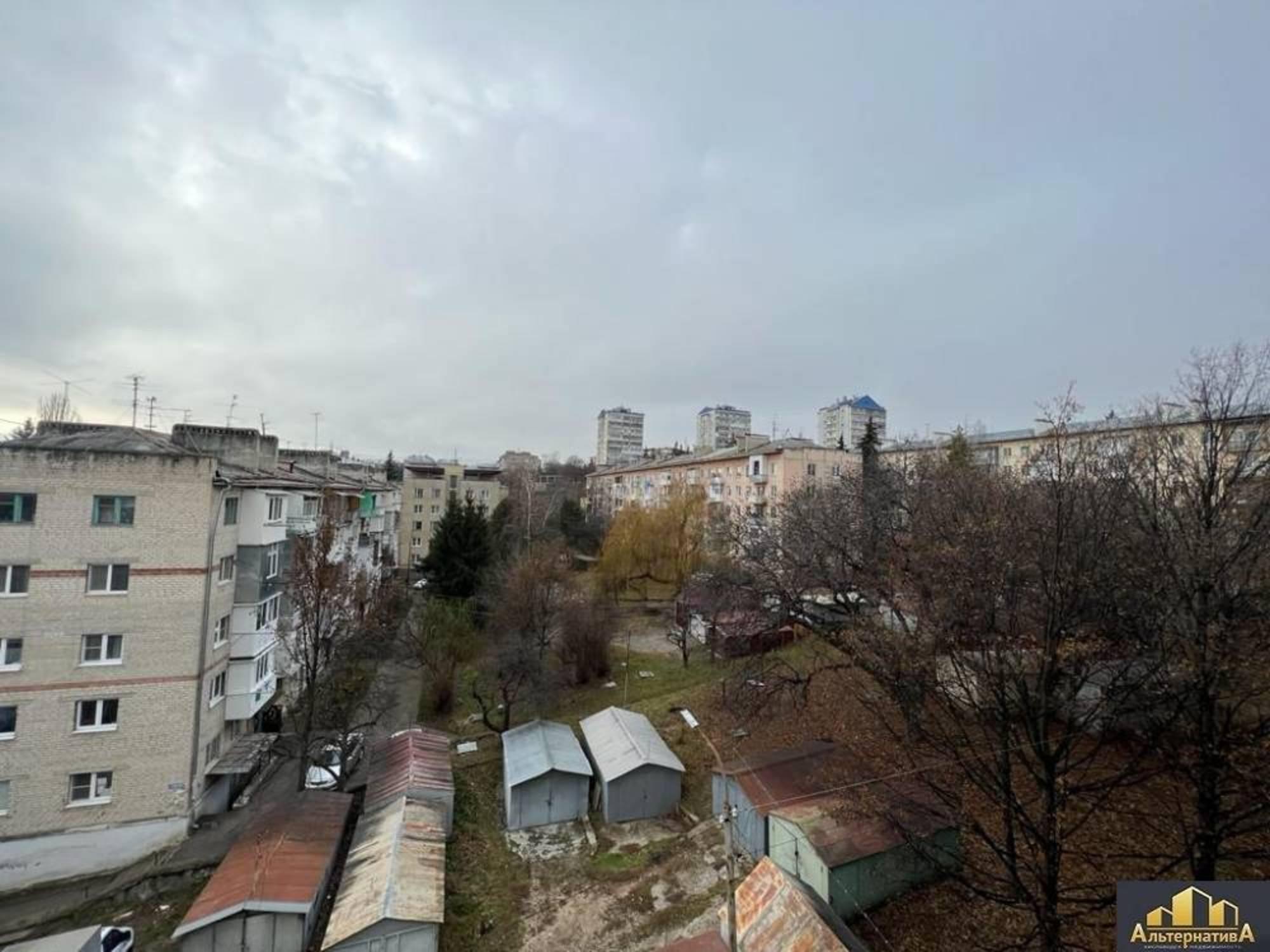 Купить квартиру за 10 700 000 рублей на Ленинградская ул.