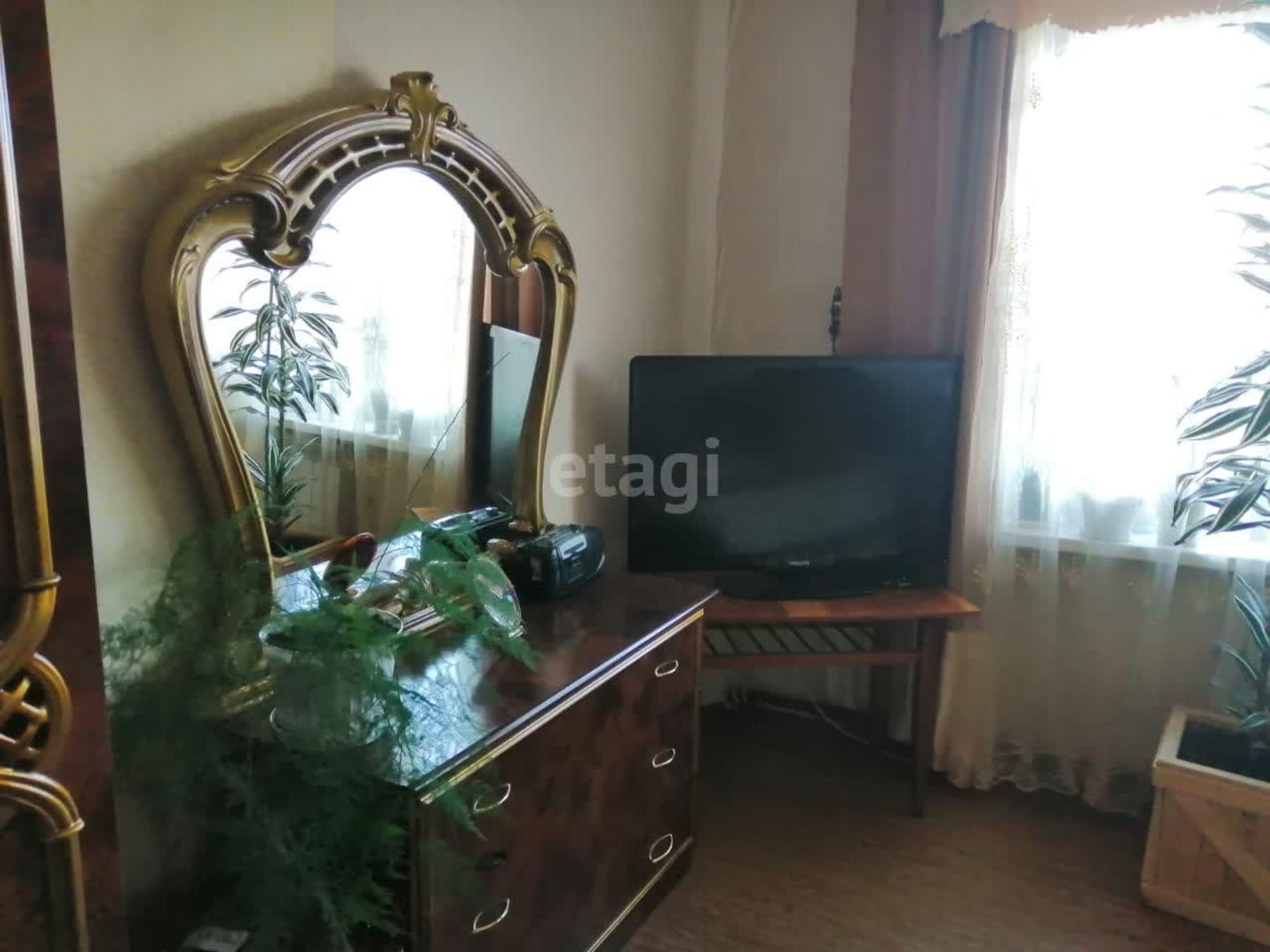 Купить дачу, дом, коттедж за 3 300 000 рублей на Ленина, 1