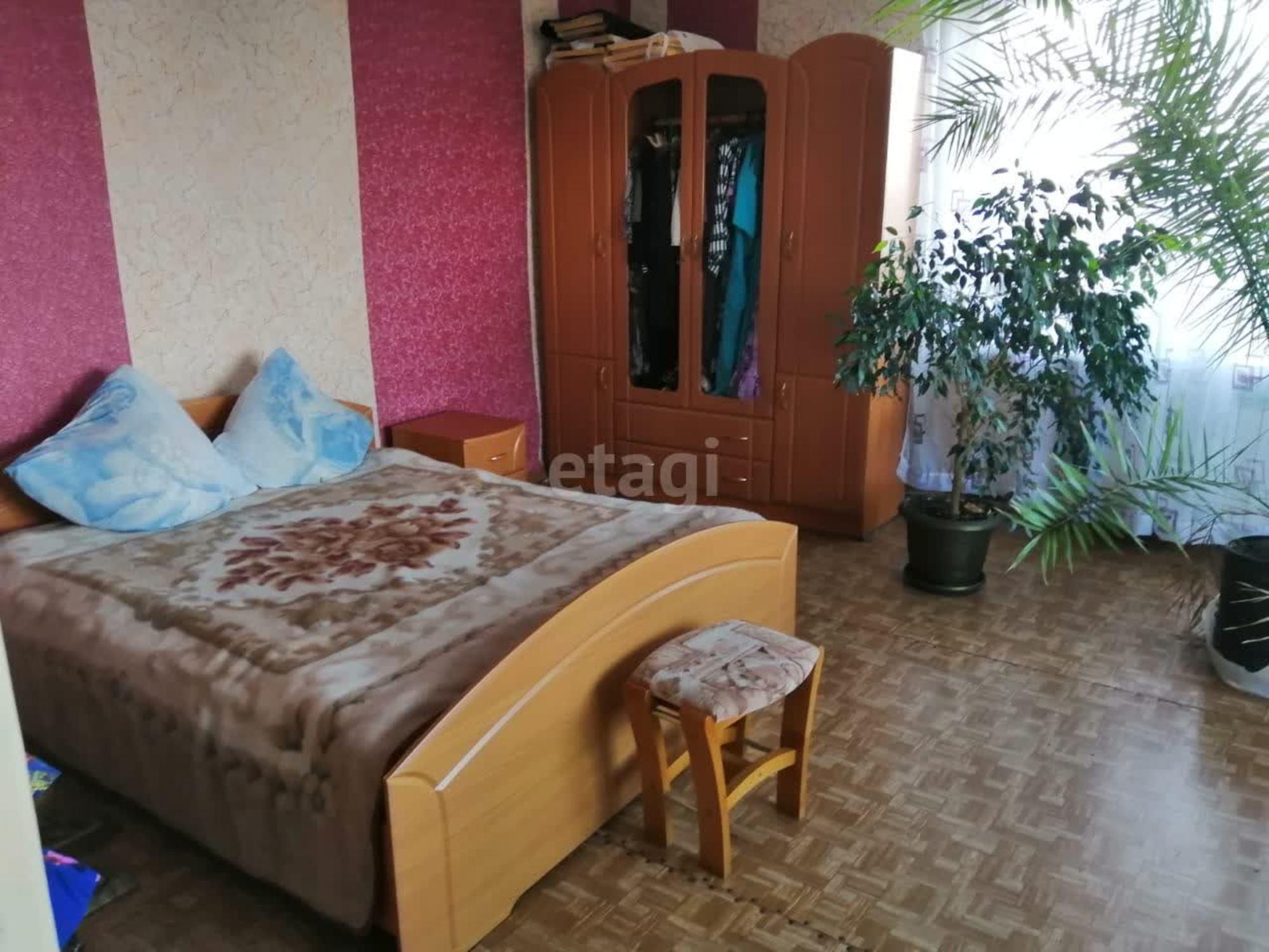 Купить дачу, дом, коттедж за 3 300 000 рублей на Ленина, 1